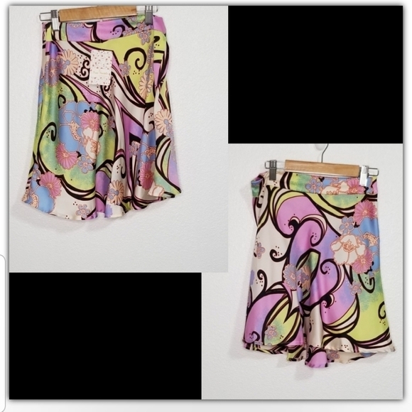 NWT FREE PEOPLE MINI SKIRT SIZE 2 - Picture 2 of 3